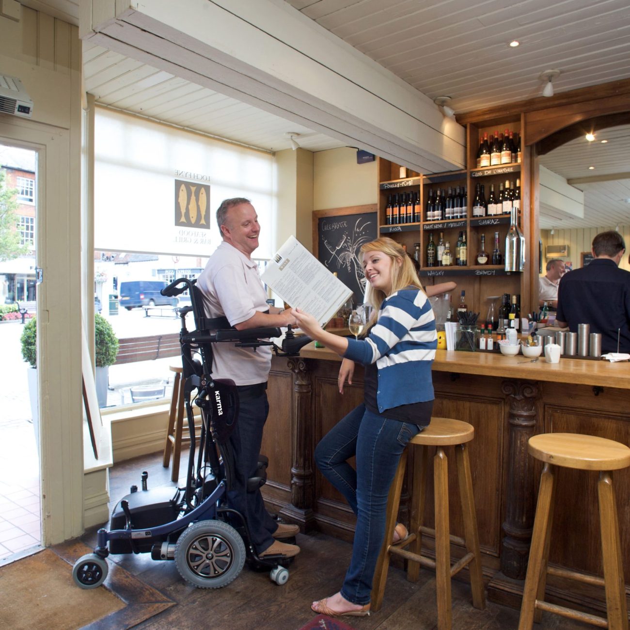 KP-80 - ERGO STAND - KARMA